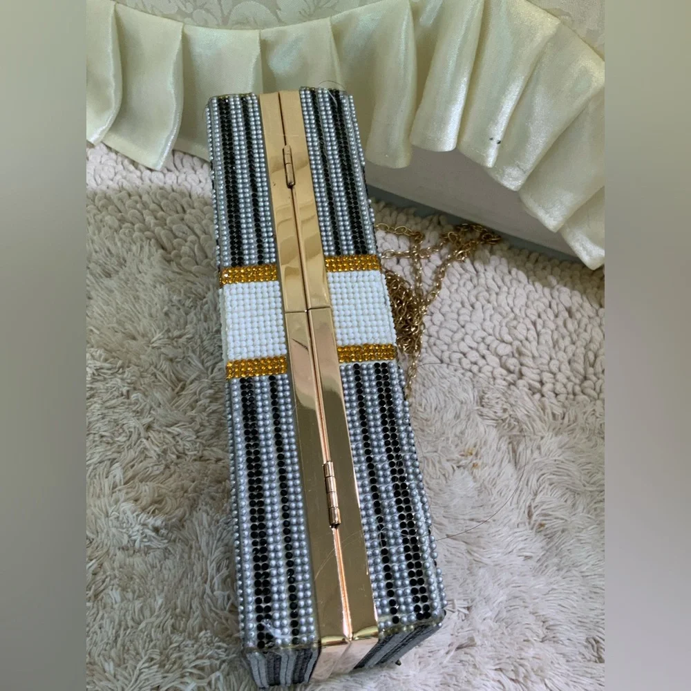 EVENING BAG CLUCH UNBRANDED